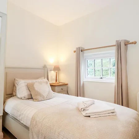 Holly בית נופש *